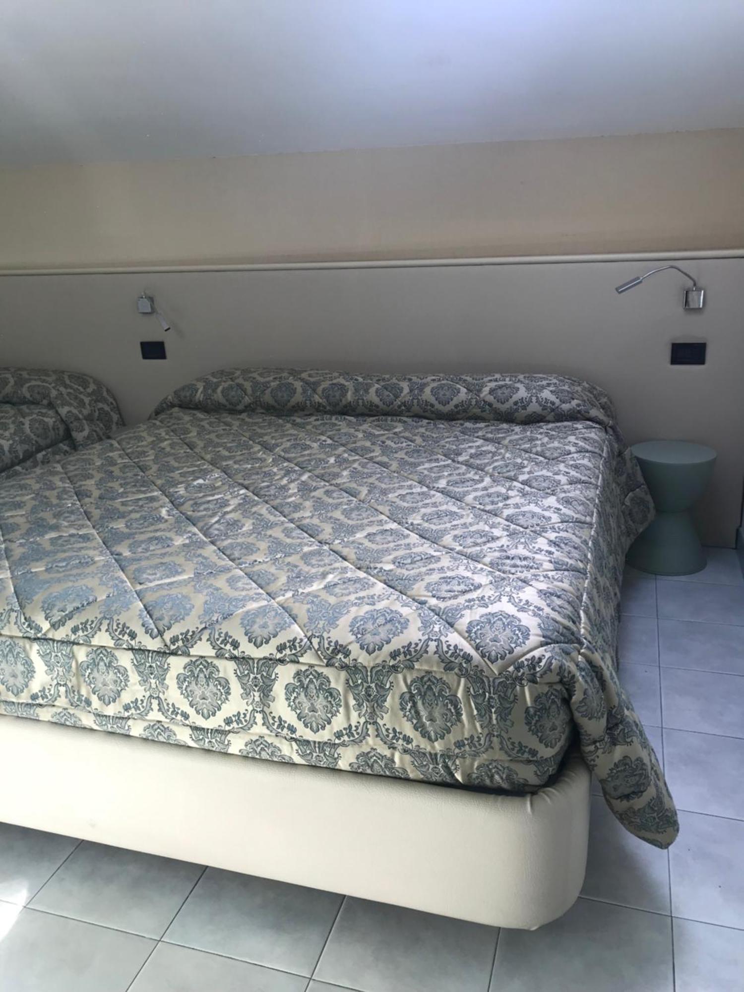 Hotel Eros Residence チェルヴィア エクステリア 写真